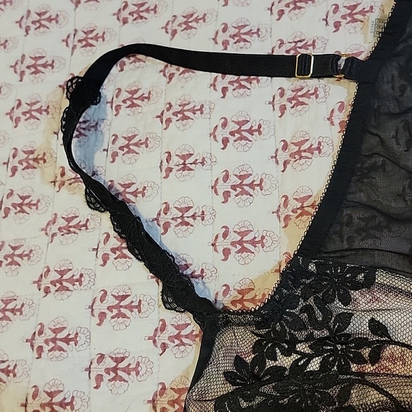 Womens bra - Picture 4 of 10